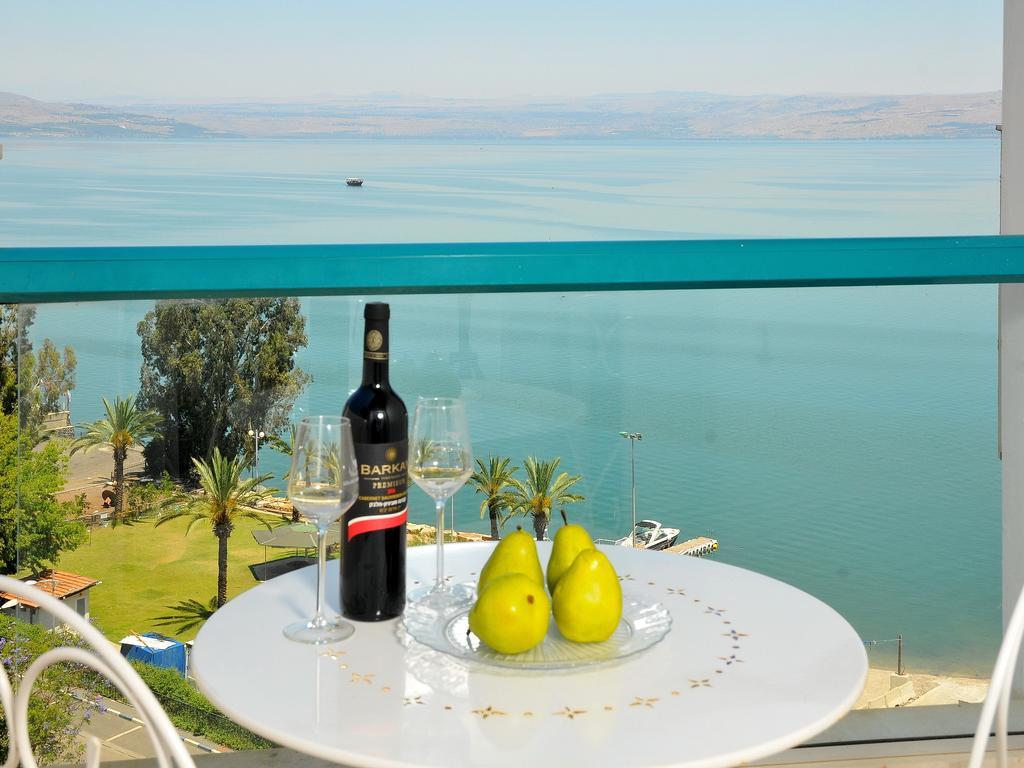 Beautiful Sea Of Galilee Lakeside Apartment Tiberíades Habitación foto